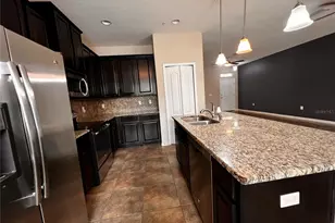 8613 Andalucia Field Dr, Tampa, FL 33637 - Photo 4