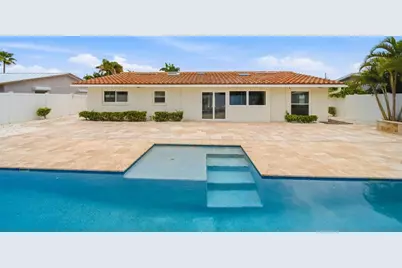 230 N Tessier Drive, Saint Pete Beach, FL 33706 - Photo 2