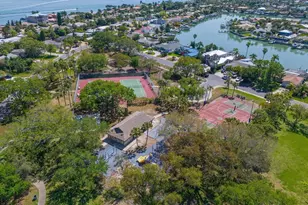 230 N Tessier Dr, Saint Pete Beach, FL 33706 - Photo 24