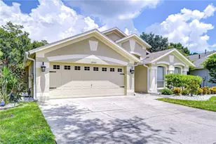 19707 Ellendale Dr, Land O Lakes, FL 34638 - Photo 2