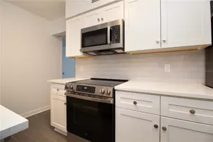 1115 Rue Des Chateaux, South Pasadena, FL 33707 - Photo 6