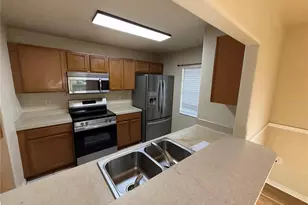 37603 Daliha Terrace, Zephyrhills, FL 33542 - Photo 10