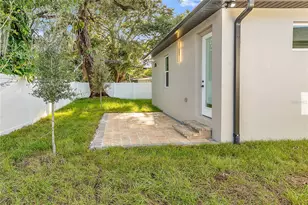 2922 W Giddens Ave, Tampa, FL 33614 - Photo 18