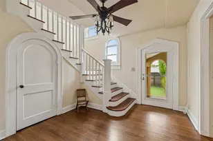 2518 Granada Cir E, Saint Petersburg, FL 33712 - Photo 4