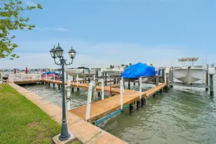8911 Blind Pass Rd, Saint Petersburg, FL 33706 - Photo 64