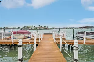 8911 Blind Pass Rd, Saint Petersburg, FL 33706 - Photo 58