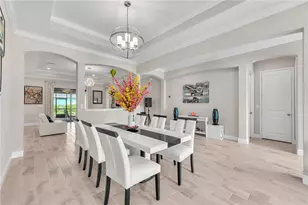 814 Tirano Wy, Sun City Center, FL 33573 - Photo 2