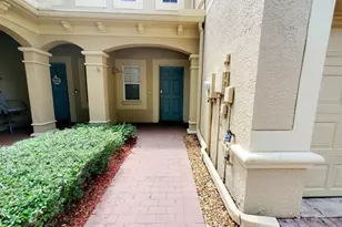 17532 Hugh Ln, Land O Lakes, FL 34638 - Photo 2