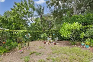 1006 Dumont Dr, Dunedin, FL 34698 - Photo 38