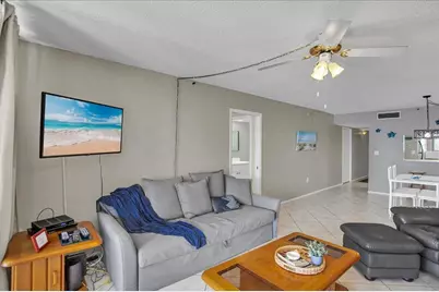 15462 Gulf Boulevard #903, Madeira Beach, FL 33708 - Photo 14