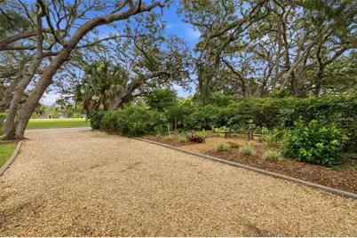 216 Inverness Avenue, Temple Terrace, FL 33617 - Photo 4