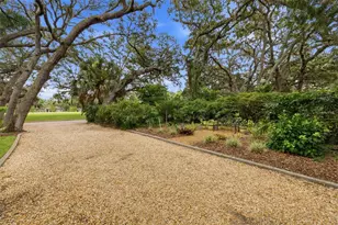 216 Inverness Ave, Temple Terrace, FL 33617 - Photo 4