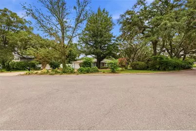 216 Inverness Avenue, Temple Terrace, FL 33617 - Photo 40