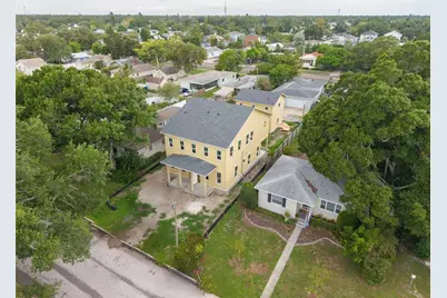 3320 15th Street N, Saint Petersburg, FL 33704 - Photo 8
