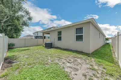7608 Sunshine Bridge Avenue, Gibsonton, FL 33534 - Photo 18