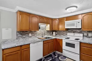 7212 Wedgewood Dr, New Port Richey, FL 34652 - Photo 20