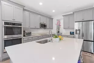 10726 New Morning Dr, Tampa, FL 33647 - Photo 18