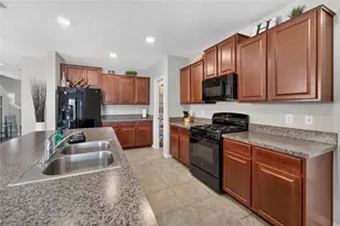 5119 White Chicory Dr, Apollo Beach, FL 33572 - Photo 8