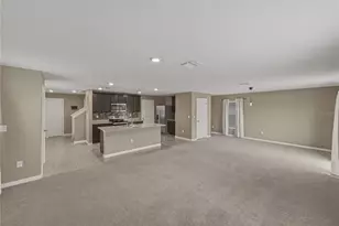 13648 Whiskey Daisy Dr, Dade City, FL 33525 - Photo 10