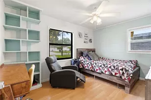 9242 N 52nd St, Tampa, FL 33617 - Photo 22