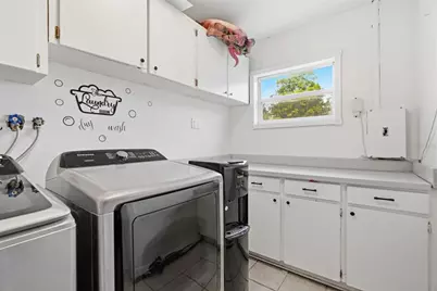 9242 N 52nd Street, Tampa, FL 33617 - Photo 26