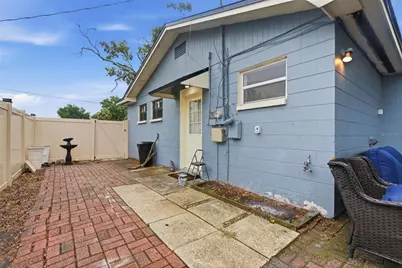 9242 N 52nd Street, Tampa, FL 33617 - Photo 28