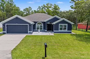 12258 Harris Hawk Rd, Weeki Wachee, FL 34614 - Photo 1