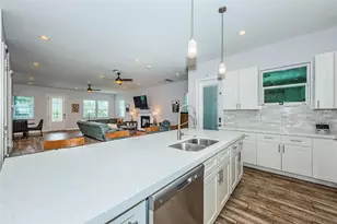 2430 6th Ave N, Saint Petersburg, FL 33713 - Photo 16