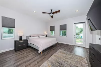 2430 6th Avenue N, Saint Petersburg, FL 33713 - Photo 18