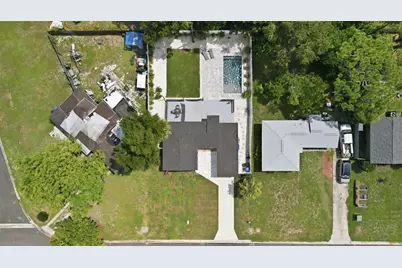 1317 Essex Drive N, Saint Petersburg, FL 33710 - Photo 28