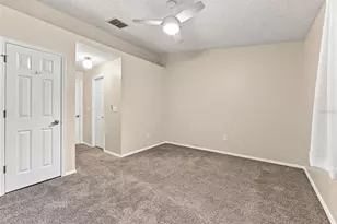 2350 Fletchers Point Cir, Tampa, FL 33613 - Photo 18