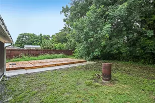 10911 Gawain Rd, Port Richey, FL 34668 - Photo 24