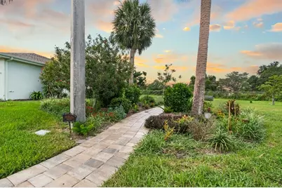 2209 Hartlebury Way #402, Sun City Center, FL 33573 - Photo 30