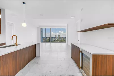 777 3rd Avenue N #1704, Saint Petersburg, FL 33701 - Photo 2