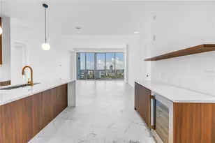 777 3rd Ave N, Saint Petersburg, FL 33701 - Photo 2