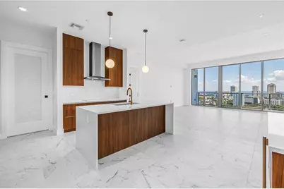 777 3rd Avenue N #1704, Saint Petersburg, FL 33701 - Photo 4