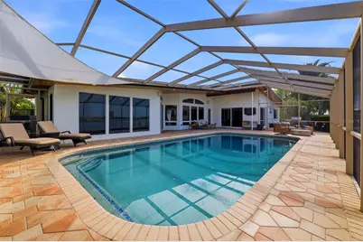 661 79th Circle S, Saint Petersburg, FL 33707 - Photo 30