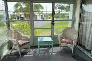 684 Mt Lancaster Ave NE, Saint Petersburg, FL 33702 - Photo 14
