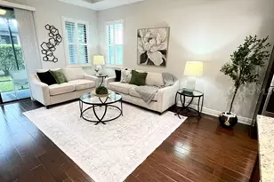 1747 Oak Hammock Ct, Lutz, FL 33558 - Photo 4