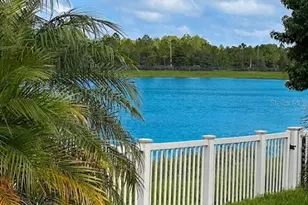 1747 Oak Hammock Ct, Lutz, FL 33558 - Photo 2
