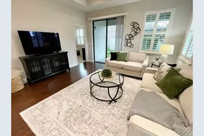 1747 Oak Hammock Court, Lutz, FL 33558 - Photo 6