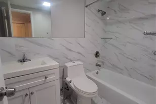 911 Washington Ave, Largo, FL 33770 - Photo 6