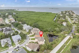 1083 S Pointe Alexis Dr, Tarpon Springs, FL 34689 - Photo 6