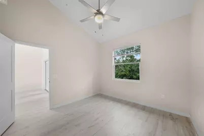 3890 34th Avenue S #203, Saint Petersburg, FL 33711 - Photo 14