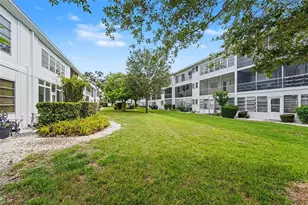 8555 112th St N, Seminole, FL 33772 - Photo 30