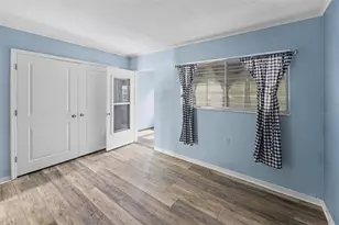 8555 112th St N, Seminole, FL 33772 - Photo 16