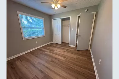 908 Silver Ridge Way, Valrico, FL 33594 - Photo 18