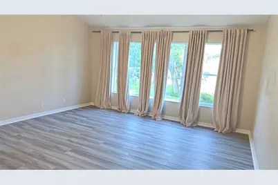 4135 Bismarck Palm Drive, Tampa, FL 33610 - Photo 18