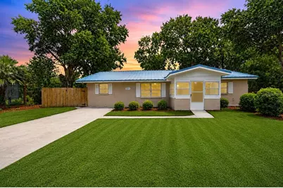 205 2nd Avenue SE, Ruskin, FL 33570 - Photo 2