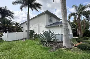 11116 Hoffner Edge Dr, Riverview, FL 33579 - Photo 2